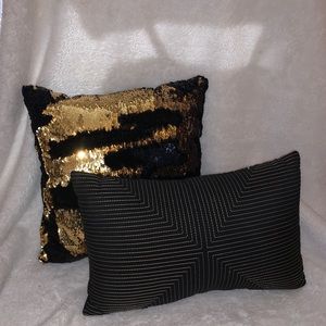 Black and Gold Sequence Pillow Set